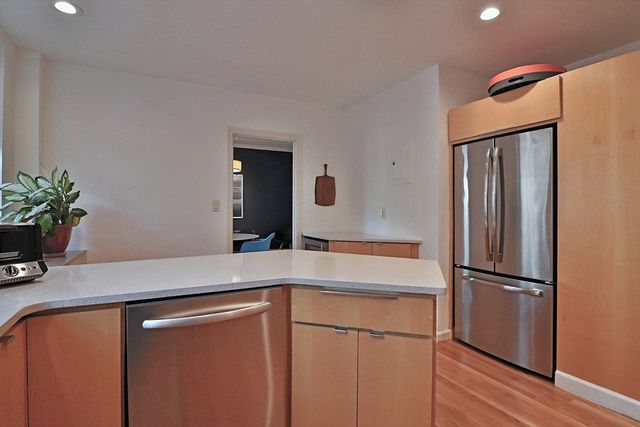 141 Beaconsfield Rd. 3, Brookline, MA 02445