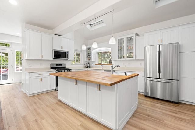 1040 Dog Bar Rd, Colfax, CA 95713