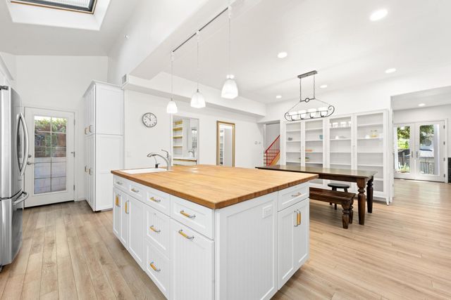 1040 Dog Bar Rd, Colfax, CA 95713