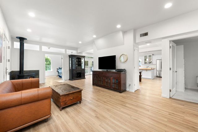 1040 Dog Bar Rd, Colfax, CA 95713