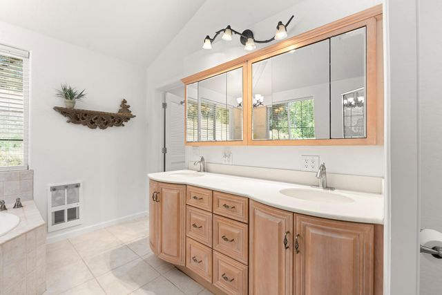 1040 Dog Bar Rd, Colfax, CA 95713