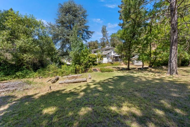 1040 Dog Bar Rd, Colfax, CA 95713