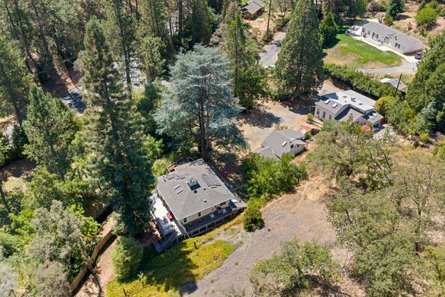 1040 Dog Bar Rd, Colfax, CA 95713