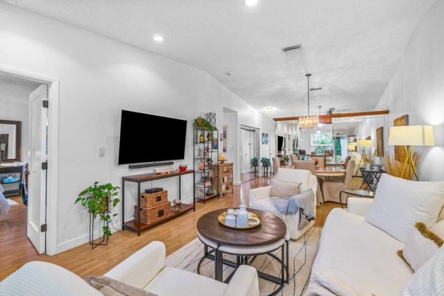 18855 Candlewick Drive, Boca Raton, FL 33496