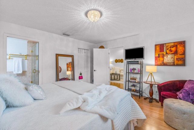 18855 Candlewick Drive, Boca Raton, FL 33496