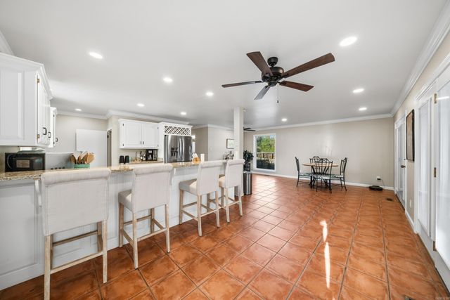 127 Tinker Street, Hot Springs, AR 71913