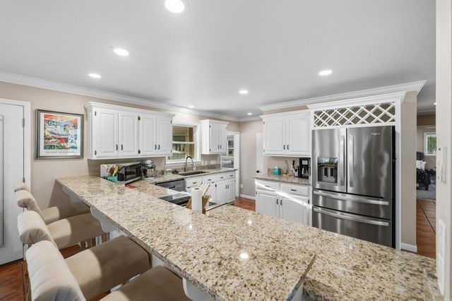 127 Tinker Street, Hot Springs, AR 71913