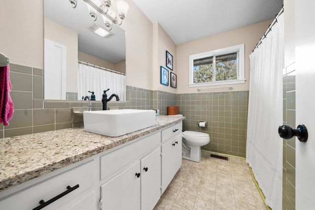 127 Tinker Street, Hot Springs, AR 71913