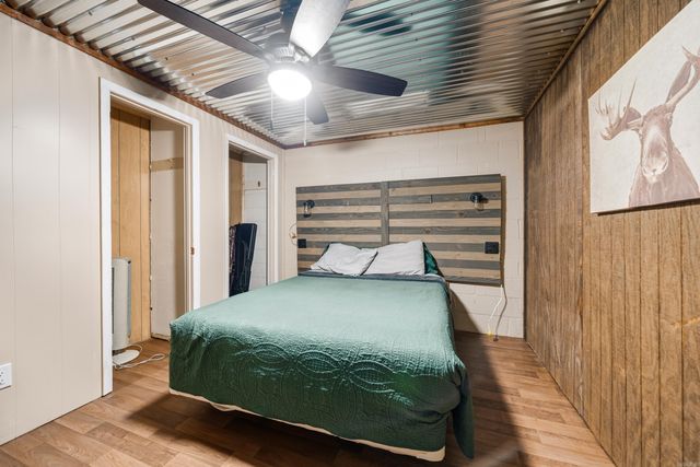 127 Tinker Street, Hot Springs, AR 71913