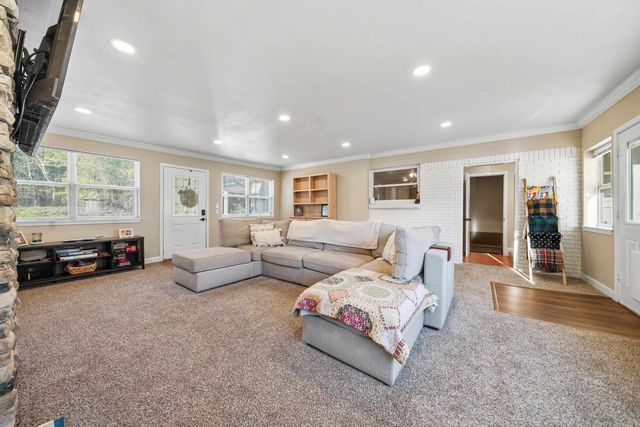 127 Tinker Street, Hot Springs, AR 71913