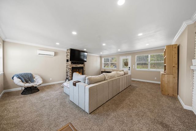 127 Tinker Street, Hot Springs, AR 71913