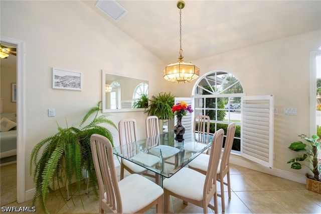 3651 Kent DR, Naples, FL 34112