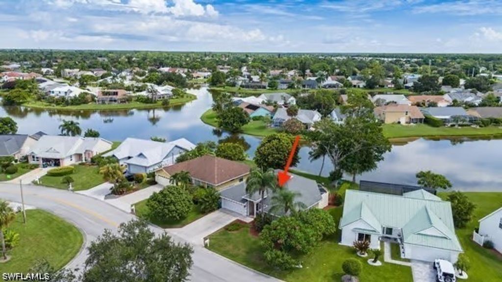 3651 Kent DR, Naples, FL 34112