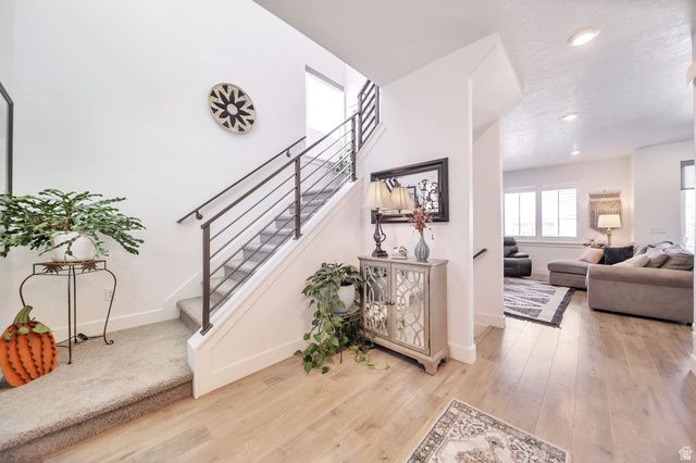 1034 W HERITAGE CREST WAY, Bluffdale, UT 84065