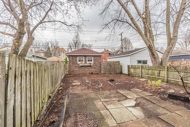 616 S Cuyler Avenue, Oak Park, IL 60304