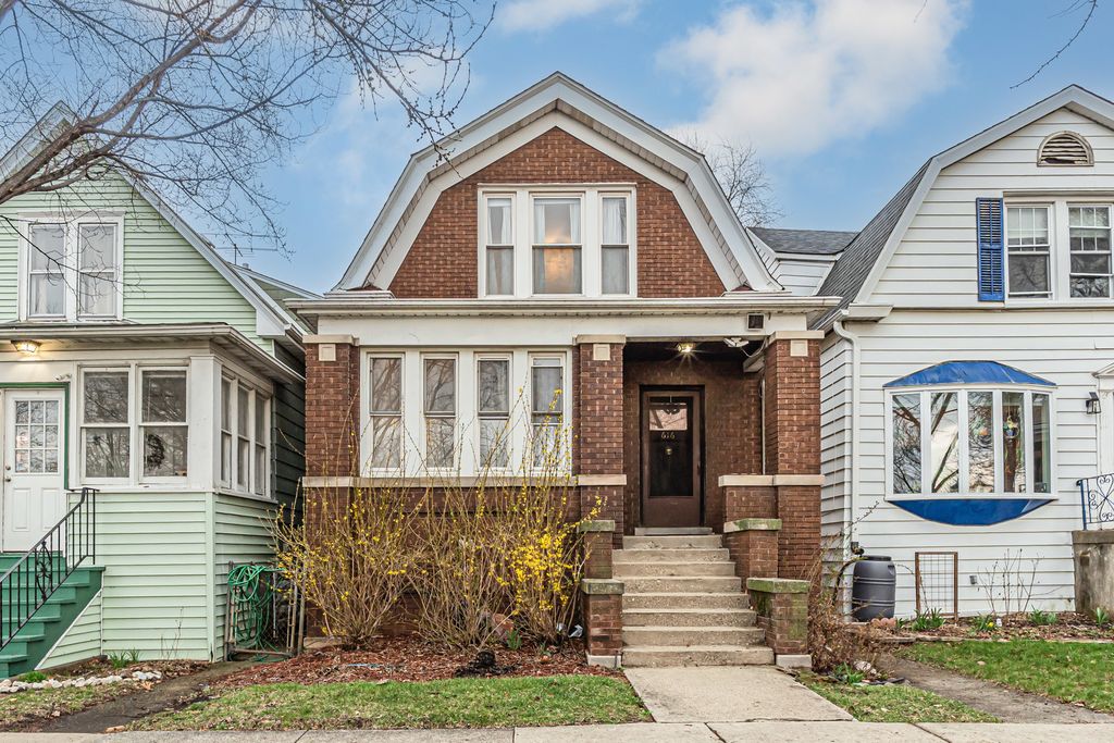 616 S Cuyler Avenue, Oak Park, IL 60304