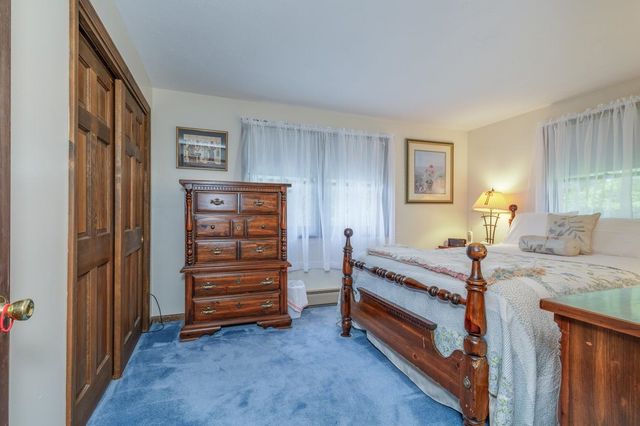 9 Severance Drive, Londonderry, NH 03053