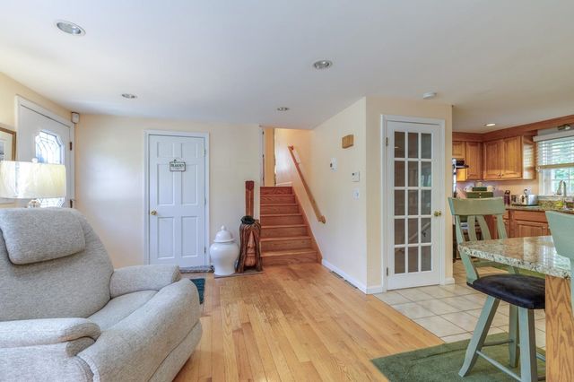 9 Severance Drive, Londonderry, NH 03053