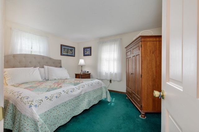9 Severance Drive, Londonderry, NH 03053