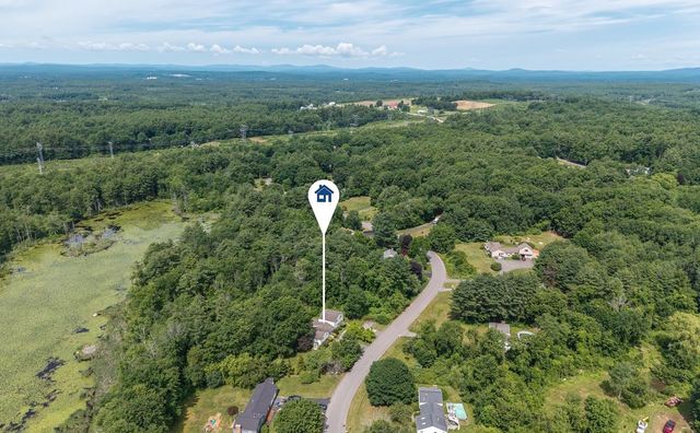 9 Severance Drive, Londonderry, NH 03053