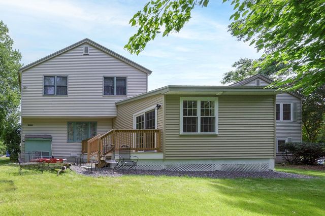 9 Severance Drive, Londonderry, NH 03053