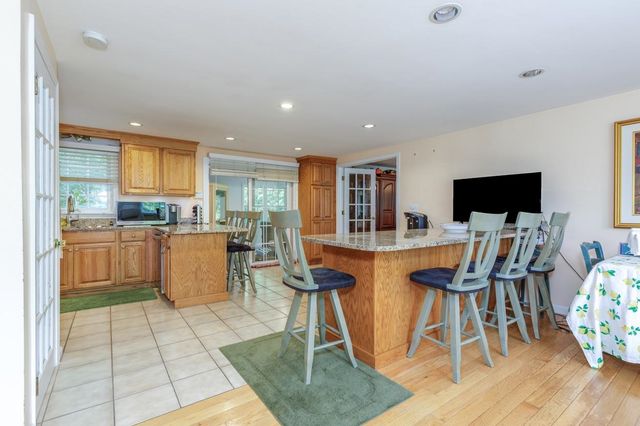 9 Severance Drive, Londonderry, NH 03053