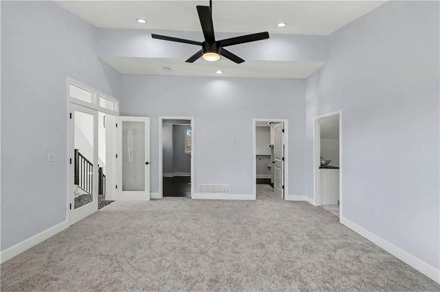 85 Lake Shore Drive, Lake Lotawana, MO 64086