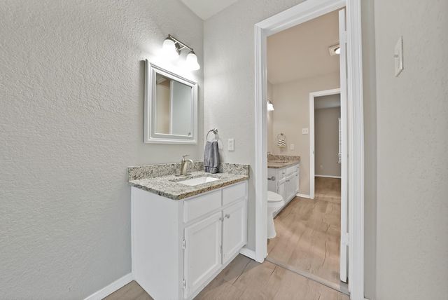 7307 Kingswood Circle, Fort Worth, TX 76133