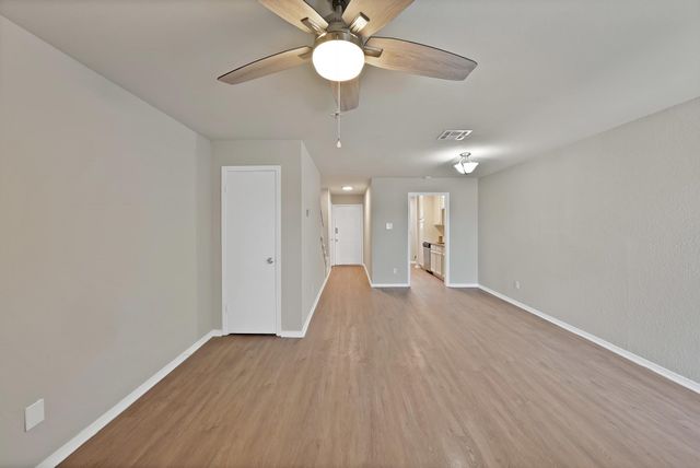 7307 Kingswood Circle, Fort Worth, TX 76133