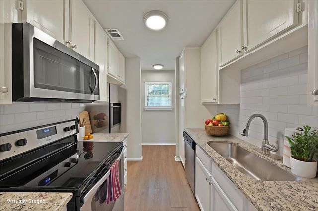 7307 Kingswood Circle, Fort Worth, TX 76133