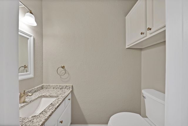 7307 Kingswood Circle, Fort Worth, TX 76133