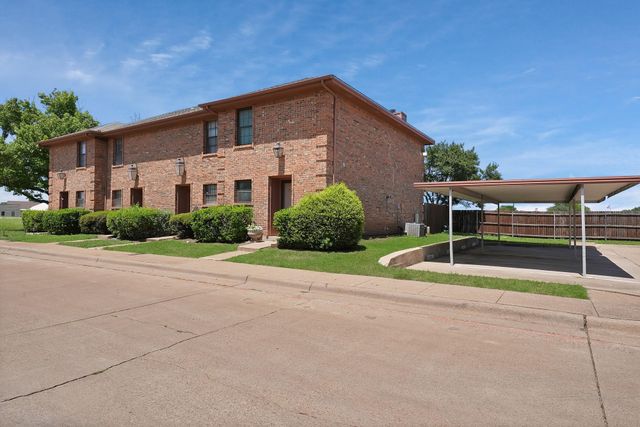 7307 Kingswood Circle, Fort Worth, TX 76133