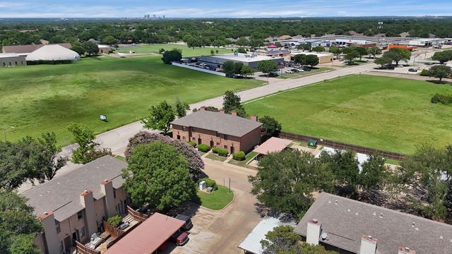 7307 Kingswood Circle, Fort Worth, TX 76133