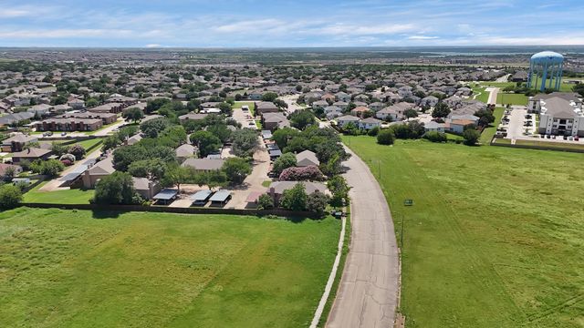 7307 Kingswood Circle, Fort Worth, TX 76133