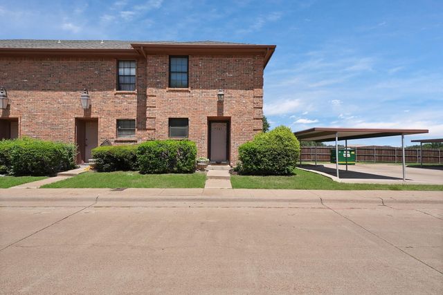 7307 Kingswood Circle, Fort Worth, TX 76133