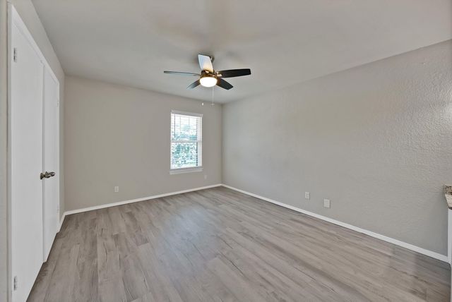 7307 Kingswood Circle, Fort Worth, TX 76133