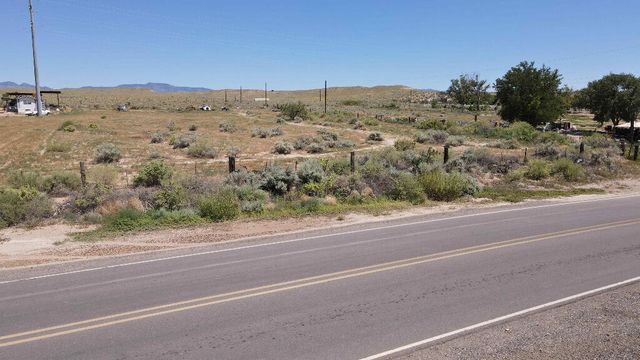 132 La Ladera Road, Peralta, NM 87042