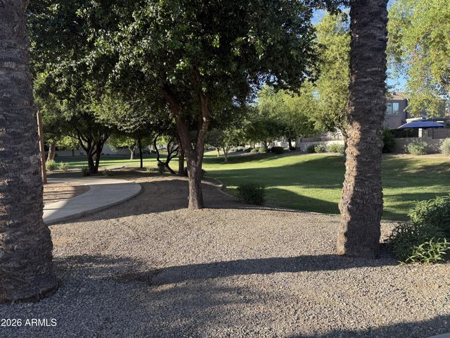 7264 W CACTUS WREN Drive, Glendale, AZ 85303