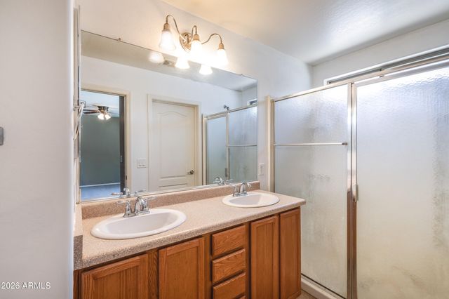 7264 W CACTUS WREN Drive, Glendale, AZ 85303