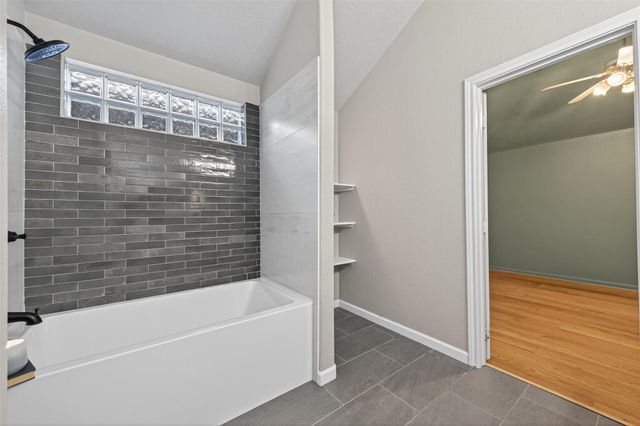2910 Crescent Bend Road, Spring, TX 77388