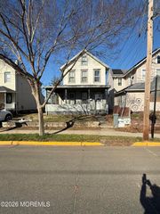 24 Leighton Avenue, Red Bank, NJ 07701