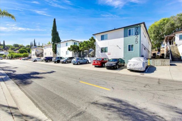 7025 Boulevard Drive, La Mesa, CA 91941