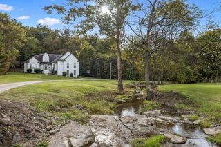 467 Bonnie Valley Dr, Lebanon, TN 37087