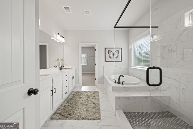 3296 Lions Ruby Lane, Atlanta, GA 30349