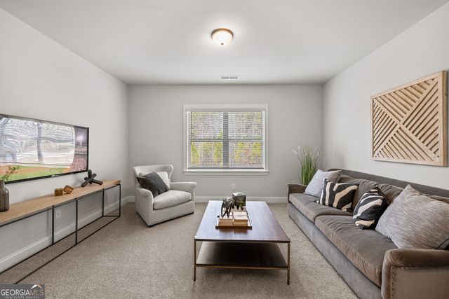 3296 Lions Ruby Lane, Atlanta, GA 30349