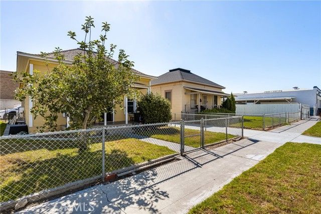 171 N Cypress Street, Orange, CA 92866