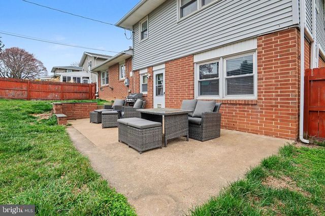 2714 WESTLOCK DR, Wilmington, DE 19808