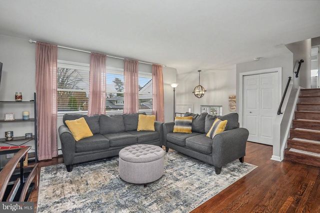 2714 WESTLOCK DR, Wilmington, DE 19808