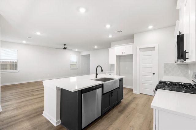 6434 Downey Lane, Rosharon, TX 77583