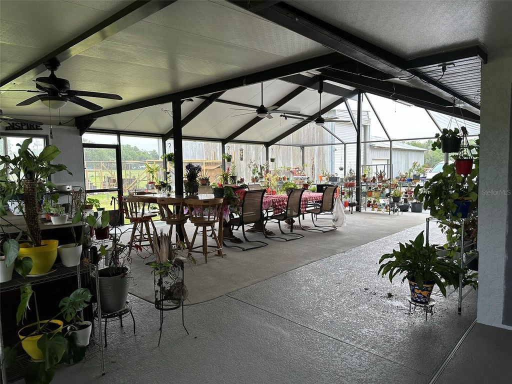 Image 15 of property listing at 1815 EWELL ROAD, Lakeland, FL 33811